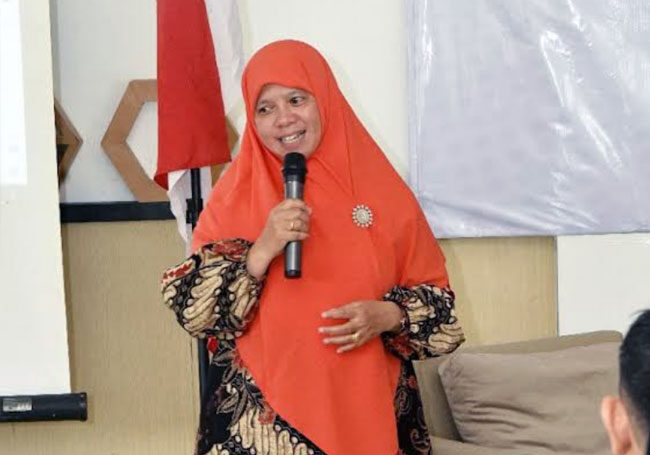 Anggota Komisi E DPRD Jawa Tengah Ida Nurul Farida saat memberikan arahan dan opini terkait LKPJ Gubernur Jawa Tengah tahun